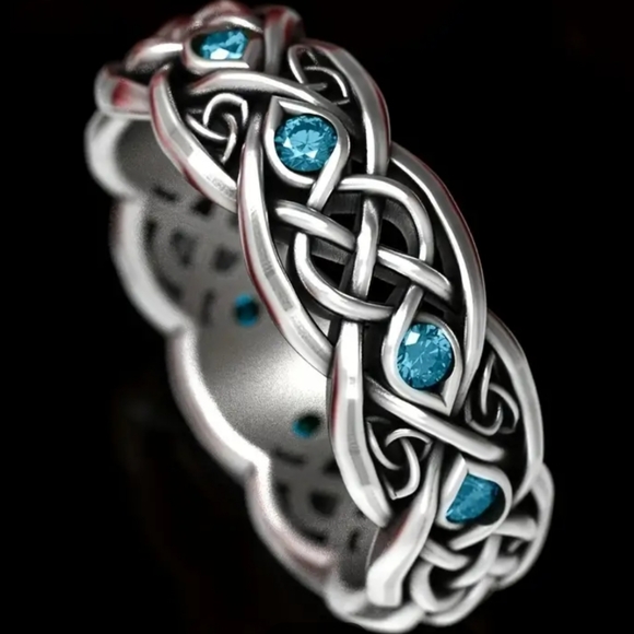 Celtic Blue Rhinestone Ring Wolf Pattern Double Wolf Rhinestone NWT - Picture 2 of 12